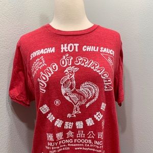 Sriracha T